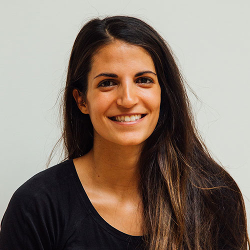 Woman Smiling 3 center-migration