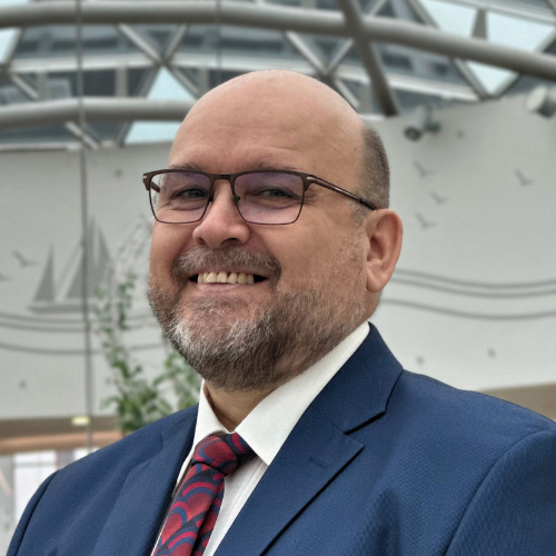 о нас center-migration